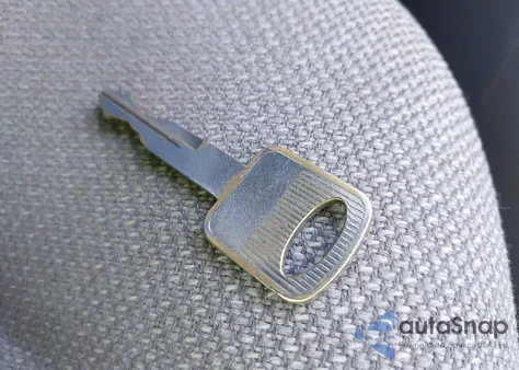 1996 Ford Mustang z USA, uszkodzony, nr VIN 1FALP4442TF140541